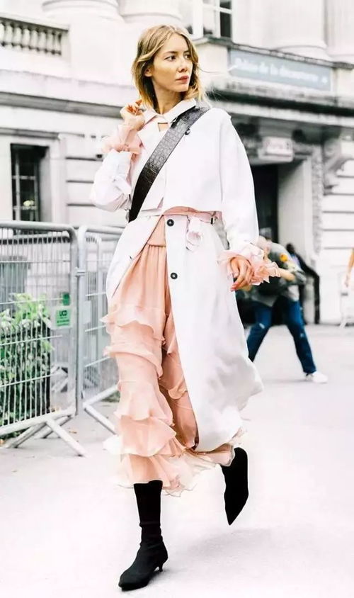 這件單品比針織衫更適合秋天，時(shí)髦顯高顯瘦，范兒十足